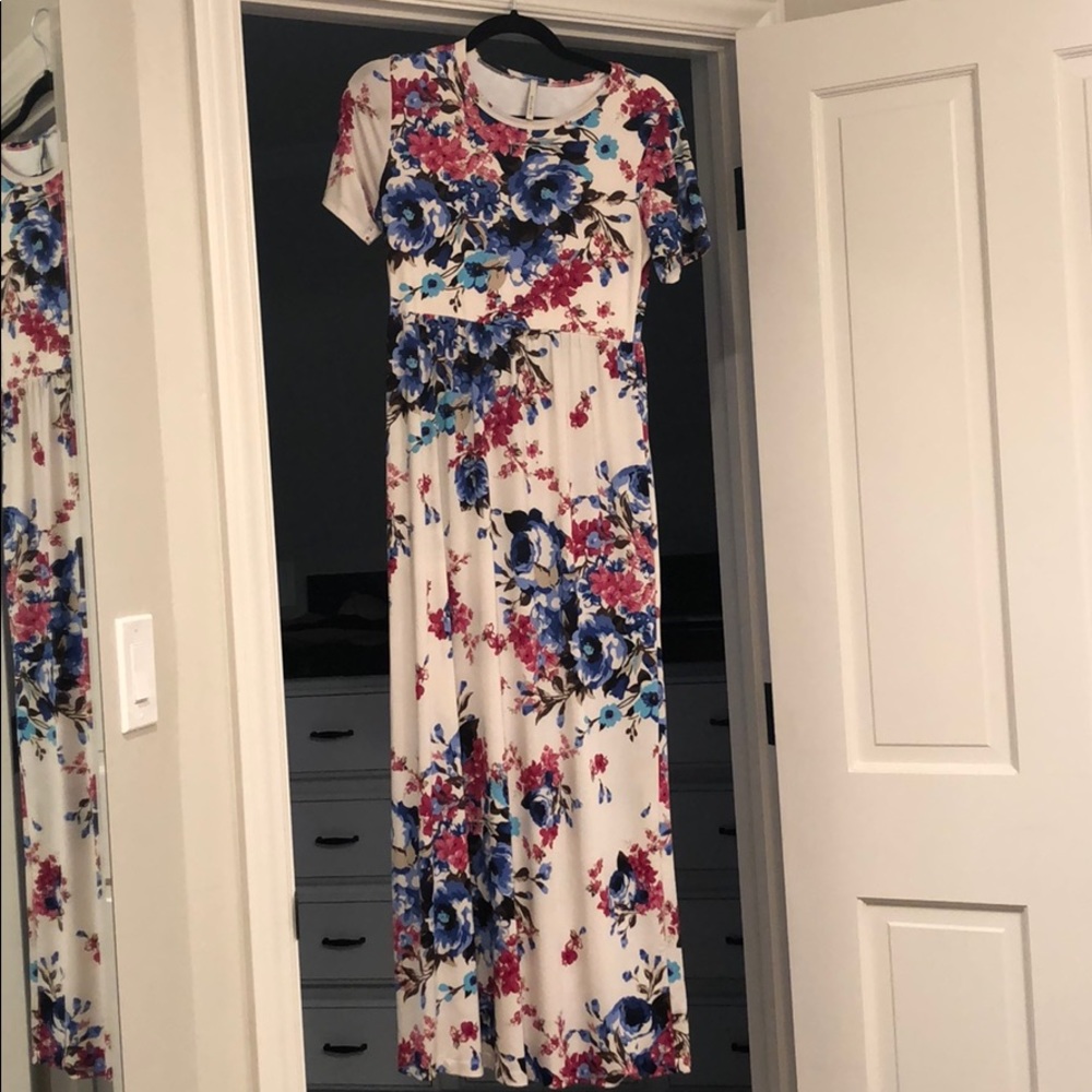 Bellamie Floral Maxi S